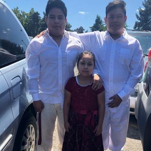 Meet your Posher, Estela